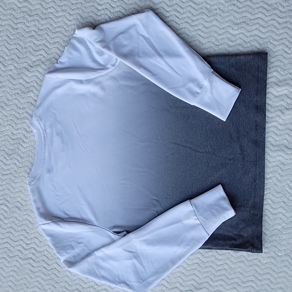 Women UNDER ARMOUR RIVAL TERRY GRADIENT CREW - XS (Used-Like New) - Picture 11 of 13